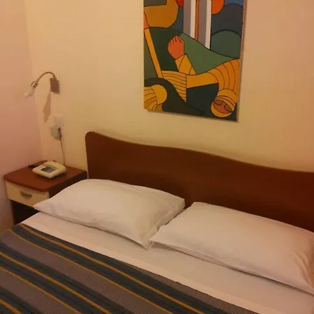 Hotel Piccolo Lamezia SantʼEufemia Lamezia